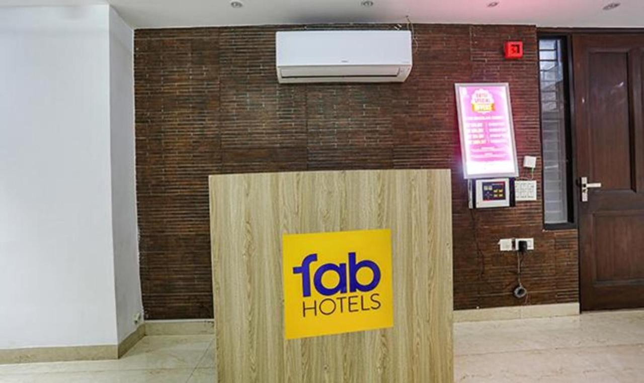 Fabexpress Rg Stay New Delhi Exterior photo